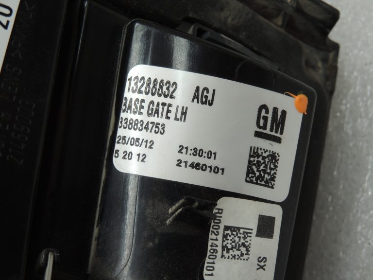 OEM Opel Zafira C aizmugurējais kreisais lukturis 39043680, 13386605