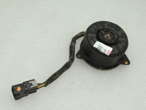 OEM Suzuki SX4 1.9DDiS motora dzesēšanas ventilatora motors 1712079J50