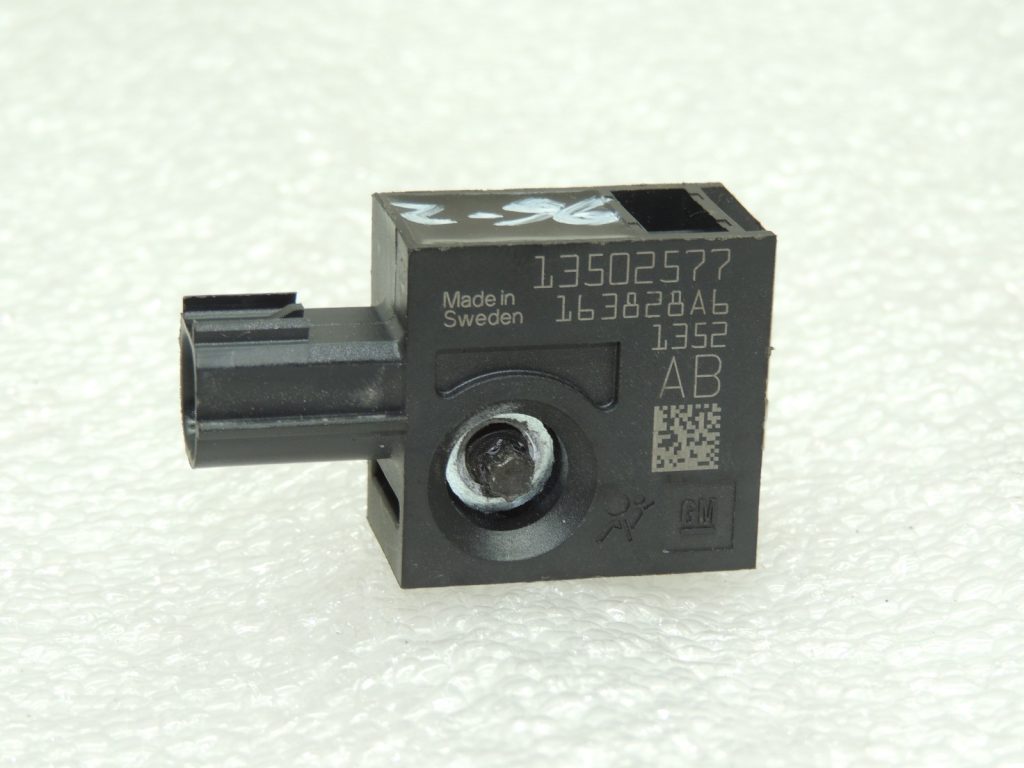 OEM Opel Zafira C 2.0CDTi gaisa spilvena sensors Crash sensors 13502577