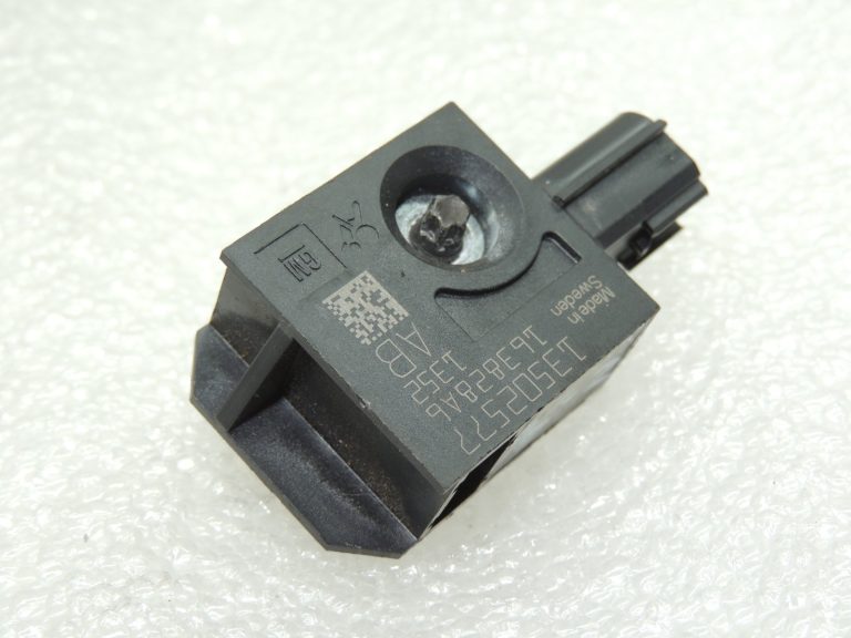 OEM Opel Zafira C 2.0CDTi gaisa spilvena sensors Crash sensors 13502577