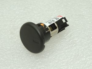 OEM Opel Zafira C aizmugurējā cigarešu aizdedzinātāja korpuss 13502522