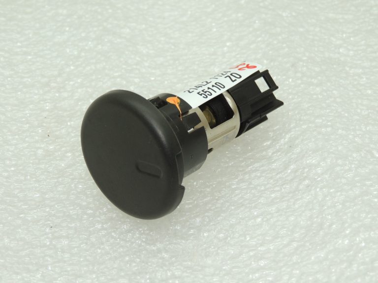 OEM Opel Zafira C aizmugurējā cigarešu aizdedzinātāja korpuss 13502522