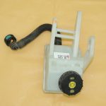 OEM Opel Zafira C 2.0CDTi bremžu šķidruma rezervuārs 13308775