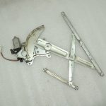OEM Suzuki Jimny 2003 Logu regulators ar motoru Priekšējais labais 8340181A10