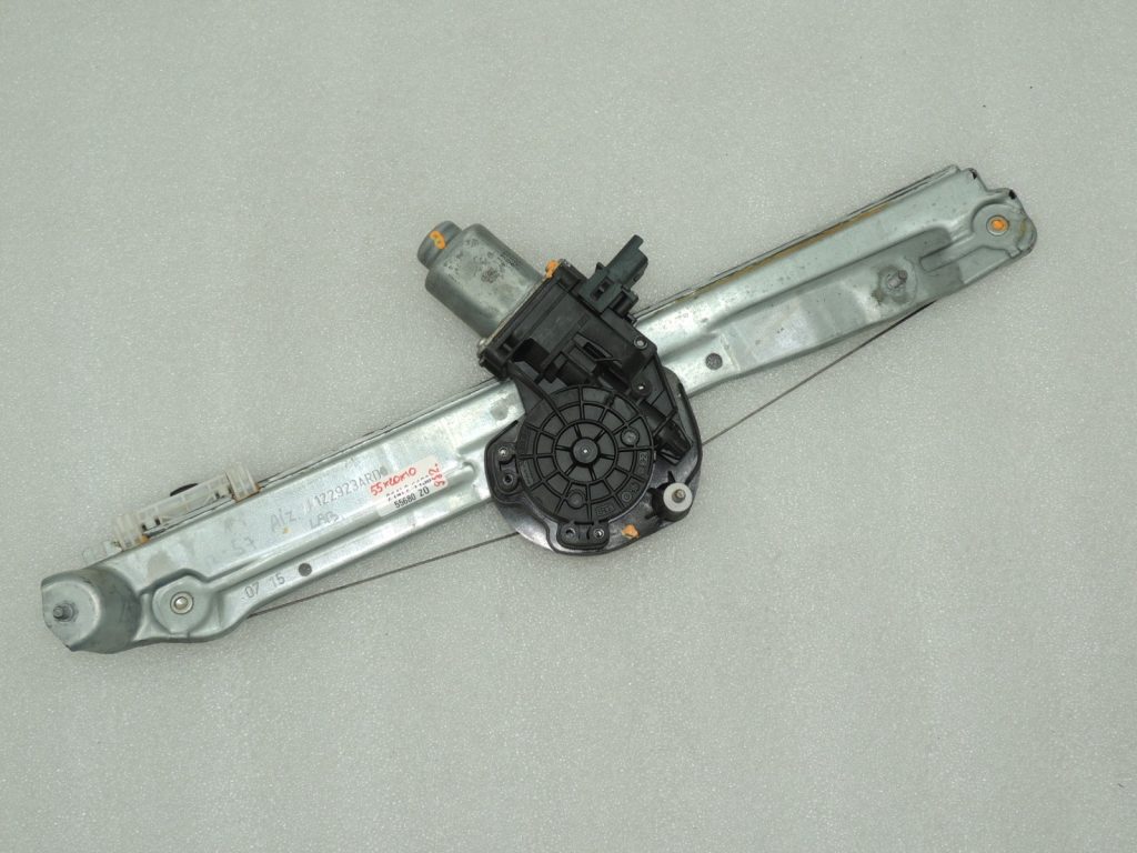 OEM Renault Espace V JFC Rear window regulator right 827204540R