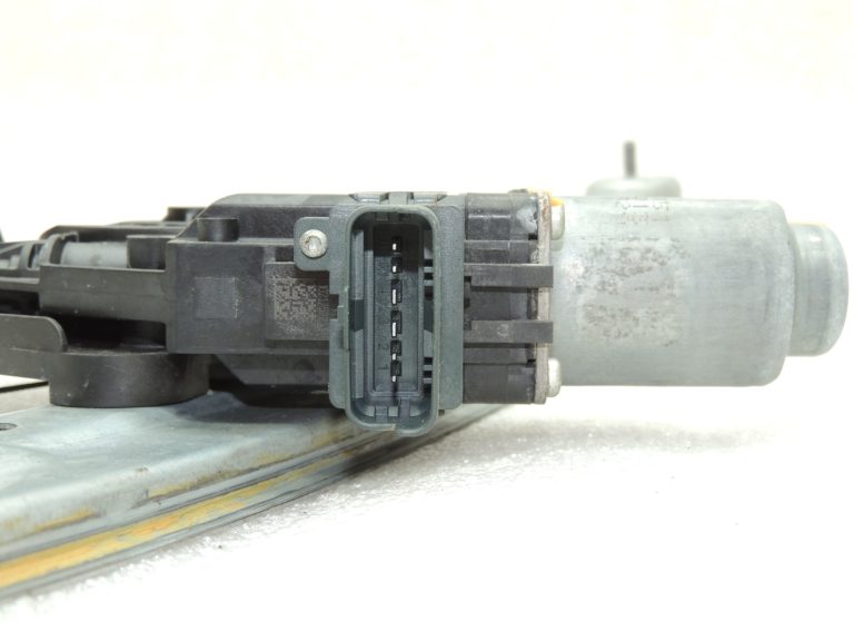 OEM Renault Espace V JFC Aizmugurējā stikla regulators pa labi 827204540R