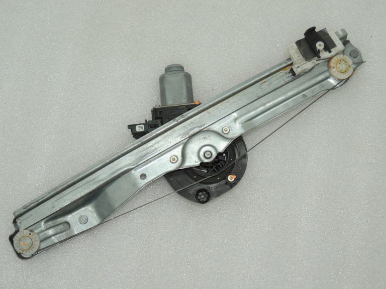 OEM Renault Espace V JFC Aizmugurējā stikla regulators pa labi 827204540R