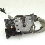 OEM Renault Espace V JFC aizmugurējā labās puses durvju slēdzene 825021381R