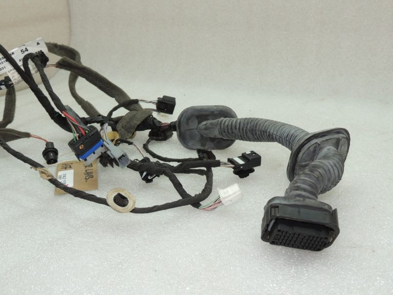 OEM Renault Espace V JFC durvju instalācijas instalācija priekšējā labā 241256268R