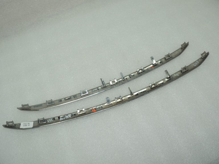 Peugeot 2008 priekšējā bampera crom molding vāks 1610144980