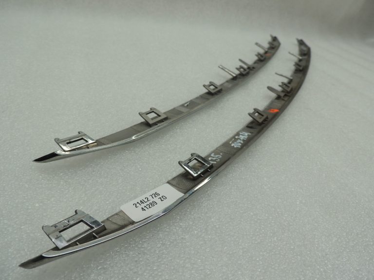 Peugeot 2008 priekšējā bampera crom molding vāks 1610144980