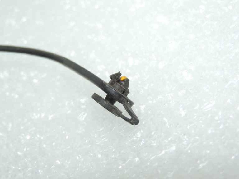Oriģinālais Suzuki degvielas uzpildes vāks 89260-65GA2