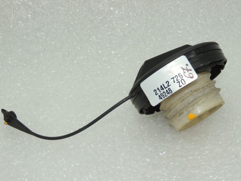 Oriģinālais Suzuki degvielas uzpildes vāks 89260-65GA2