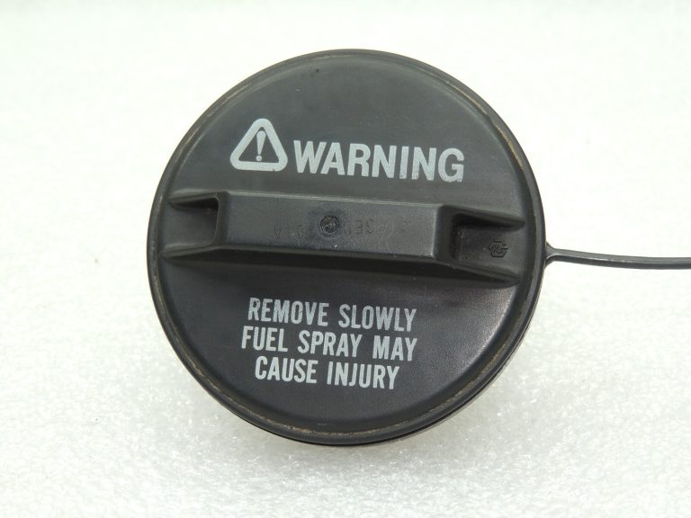 OEM Suzuki degvielas uzpildes vāks 89260-65G10 89260-50J00
