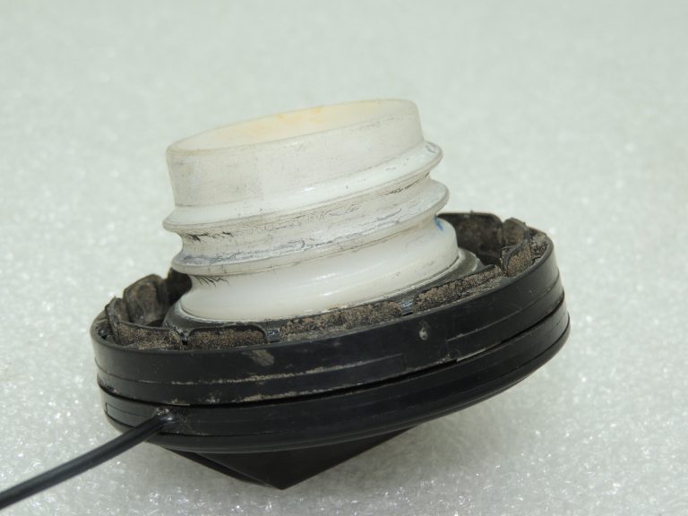 OEM Suzuki degvielas uzpildes vāks 89260-65G10 89260-50J00