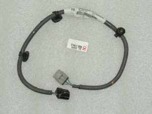 Suzuki Vitara LY IV aizmugurējās ass augstuma sensora vadu instalācija 36882-61M00