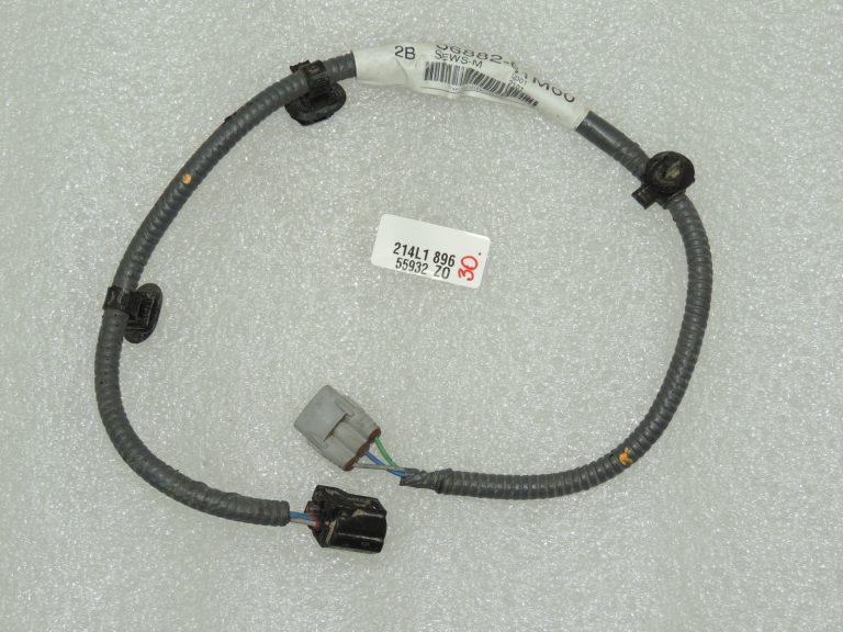 Suzuki Vitara LY IV aizmugurējās ass augstuma sensora vadu instalācija 36882-61M00