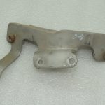 Opel Insignia B 1.5i izplūdes katalizatora kronšteins 12670585