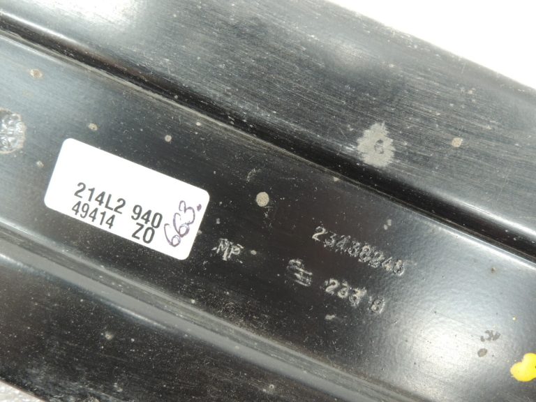 Opel Insignia B 1.5i virsbūves daļas 23438245