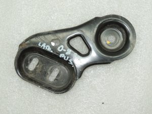 Opel Insignia B 1.5i apakšējā balsta priekšējā labā daļa 22982754