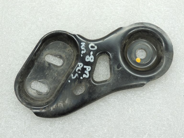 Opel Insignia B 1.5i apakšējais grīdas balsts priekšējais kreisais 22982753