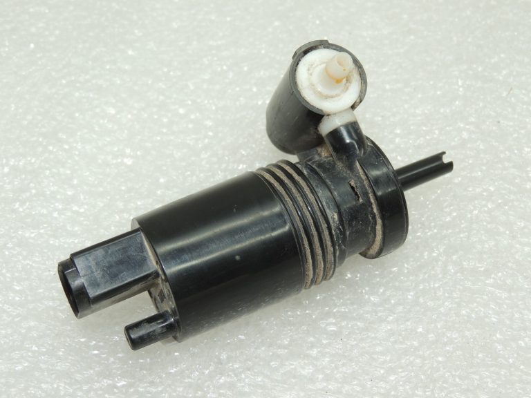 OEM Chrysler Grand Voyager 2.8CRDi V Priekšējā stikla mazgāšanas sūknis 5179153AC