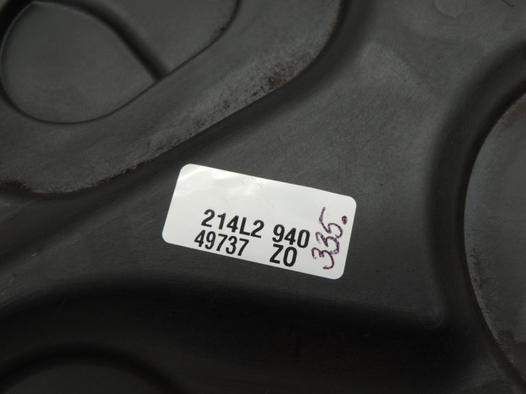 OEM Chrysler Grand Voyager 2.8CRDi V zobsiksnas vāks 20132380F