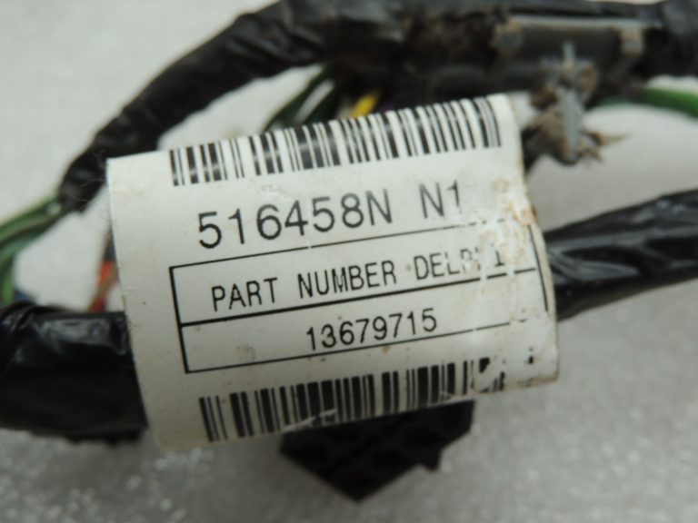 Oriģinālā Chrysler Grand Voyager V sēdekļu instalācija priekšējā kreisā 68050071AA