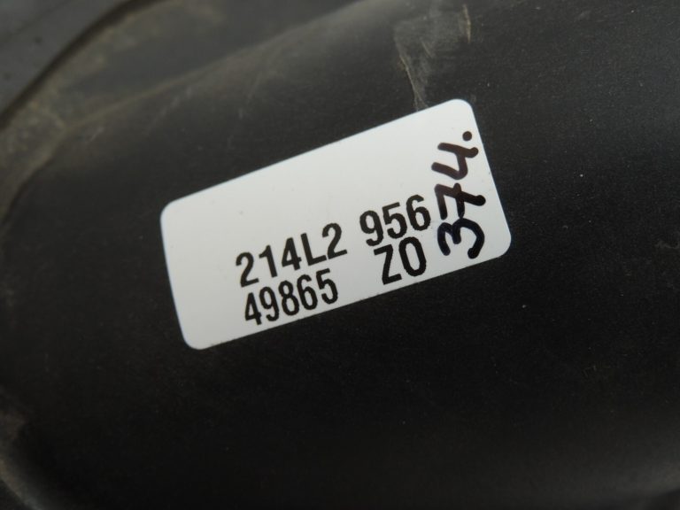 Oriģināls Chrysler Grand Voyager V stūres kolonnas aizsargs 5057366AF