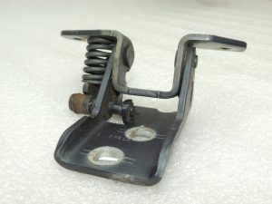 OEM Chrysler Grand Voyager V durvju eņģe priekšējā labā augšējā T34/PBL 68030374AB