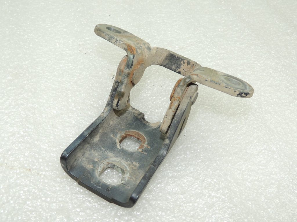 OEM Chrysler Grand Voyager V Door Hinge Front Right Bottom T34/PBL 68030376AA