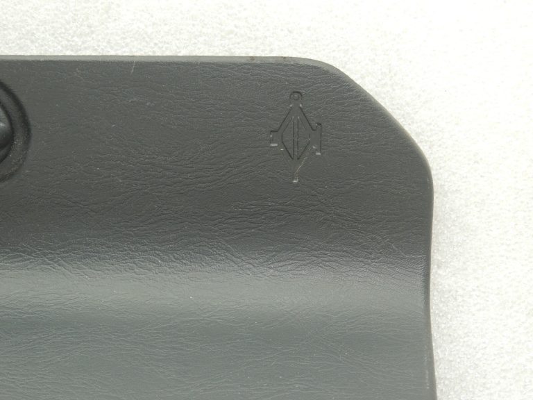 Suzuki Grand Vitara II bagāžnieka instrumentu vāks 76230-65D10-P4Z