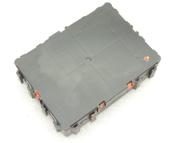 OEM Suzuki SX4 S-Cross BCM vadības bloks virsbūves vadības modulis 36770-80J20