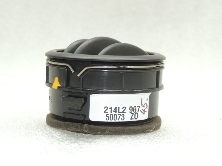OEM Suzuki Jimny III ventilācijas režģis 7361075H015PK
