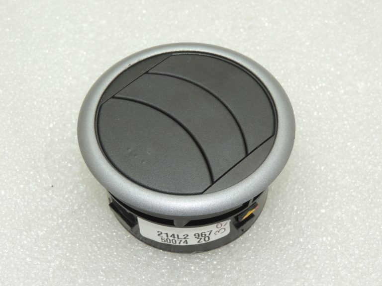 OEM Suzuki SX4 I ventilācijas restes 73630-62J10-BWL