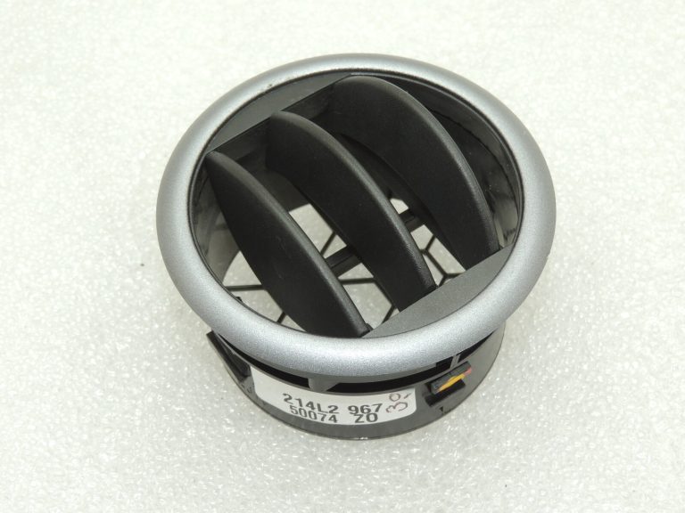 OEM Suzuki SX4 I ventilācijas restes 73630-62J10-BWL