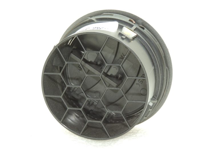 OEM Suzuki SX4 I ventilācijas restes 73630-62J10-BWL