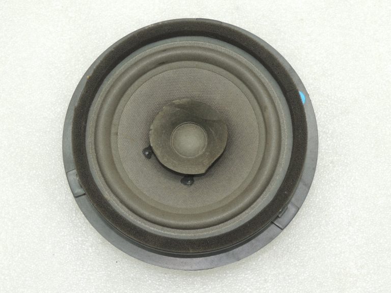 OEM Suzuki Grand Vitara 2007 durvju skaļrunis 3910265J30