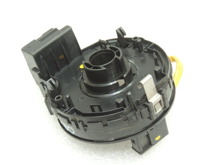 OEM Suzuki Grand Vitara III spolēto atsperu slīdgredzens 37480-64J1