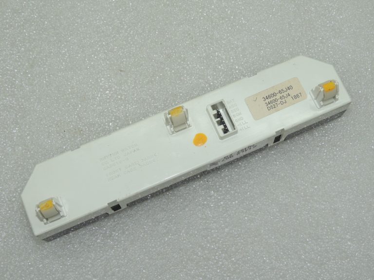 OEM Suzuki Grand Vitara III displeja ekrāna pulkstenis 3460065J40 3460065J41