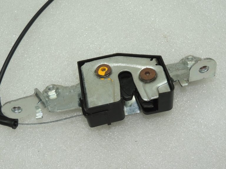 OEM Volvo S80 II aizmugurējā sēdekļa atzveltnes slēdzenes slēdzenes trose 30749035, 30727870