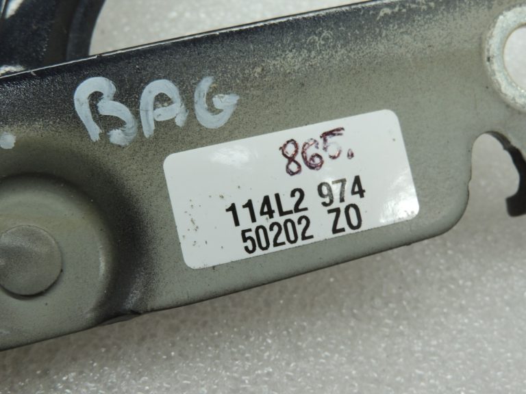 OEM Volvo S80 II aizmugurējo durvju eņģe labajā pusē 30799275