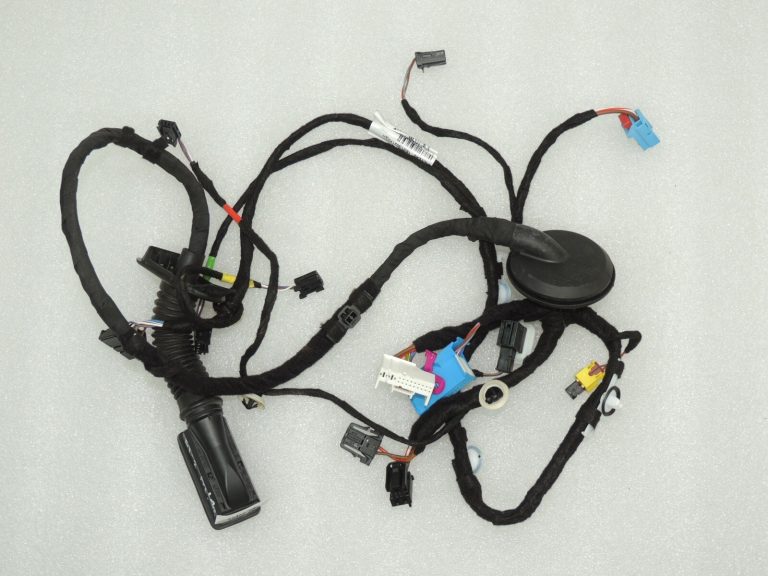 Seat Cupra Leon KL8 Durvju instalācijas instalācija priekšējā labā 5FB971121M