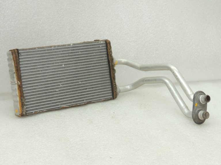 OEM Suzuki Grand Vitara III sildītājs 74120-64JJJ0
