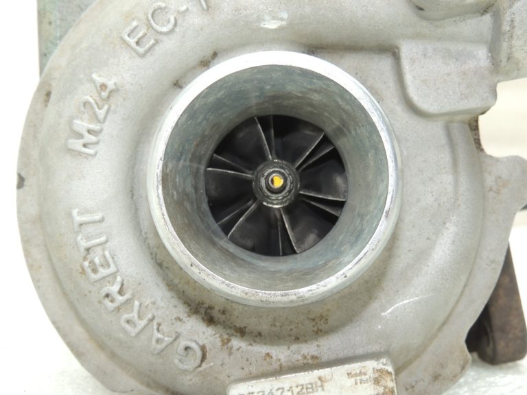 OEM Chrysler Grand Voyager 2.8CRDi V turbokompresors Turbokompresors 68034995AB