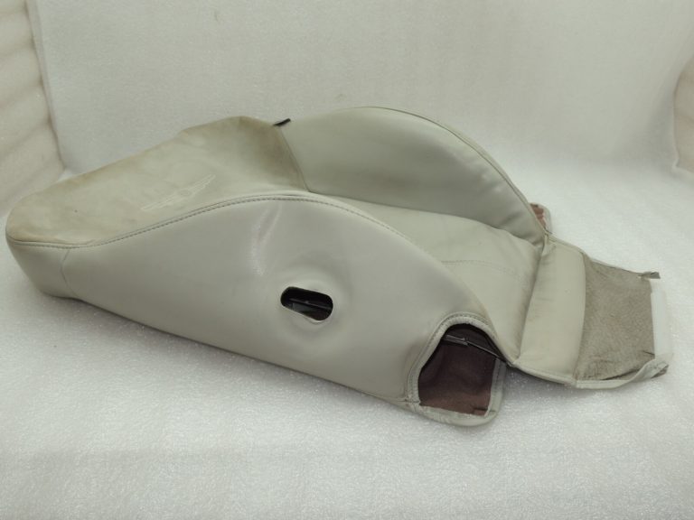 OEM Chrysler Grand Voyager V Priekšējā kreisā sēdekļa atzveltnes pārsedzes panelis