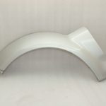 Suzuki Jimny MK3 Splash aizsargs priekšējais kreisais 7763081A00Z2S