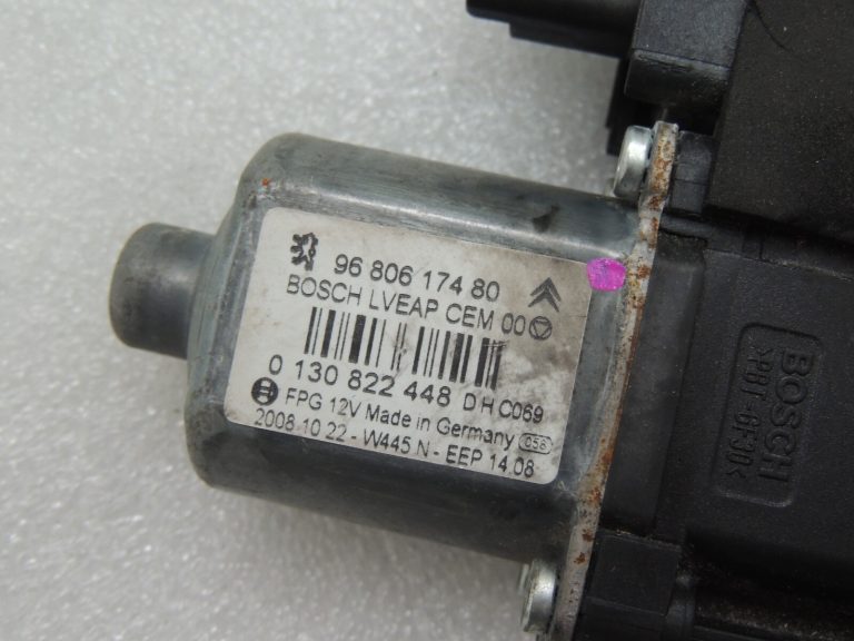 Peugeot 308 aizmugurējais kreisais loga regulators 9675466880 9680617480