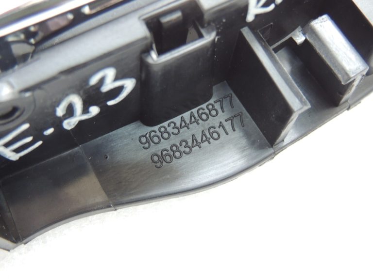 Citroen Peugeot Iekšējais kreiso durvju rokturis 9143T1 9683446877 9683446177