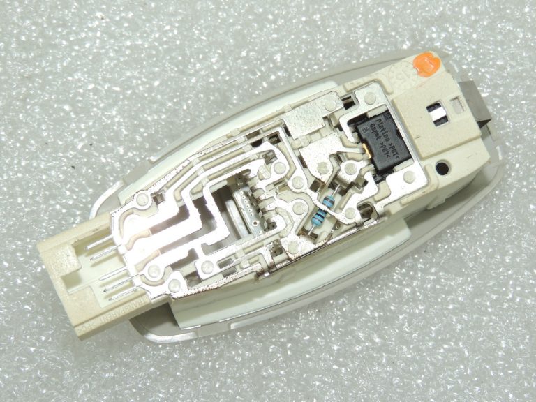 OEM Renault Espace V JFC jumta lukturis 264301419R